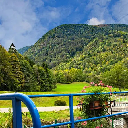 De 2 Chambres Avec Terrasse Amenagee Et Wifi A