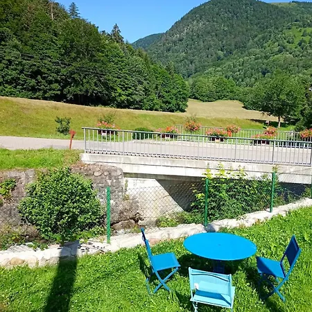 De 2 Chambres Avec Terrasse Amenagee Et Wifi A * Mittlach